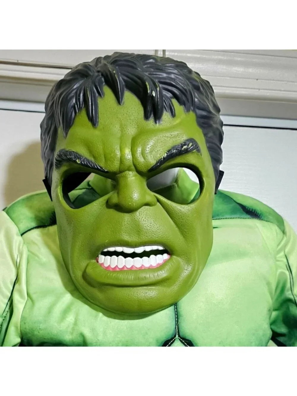 Marvel Avengers Incredible Hulk Muscle Costume Boys 7-8 Hasbro Mask Smash Fists